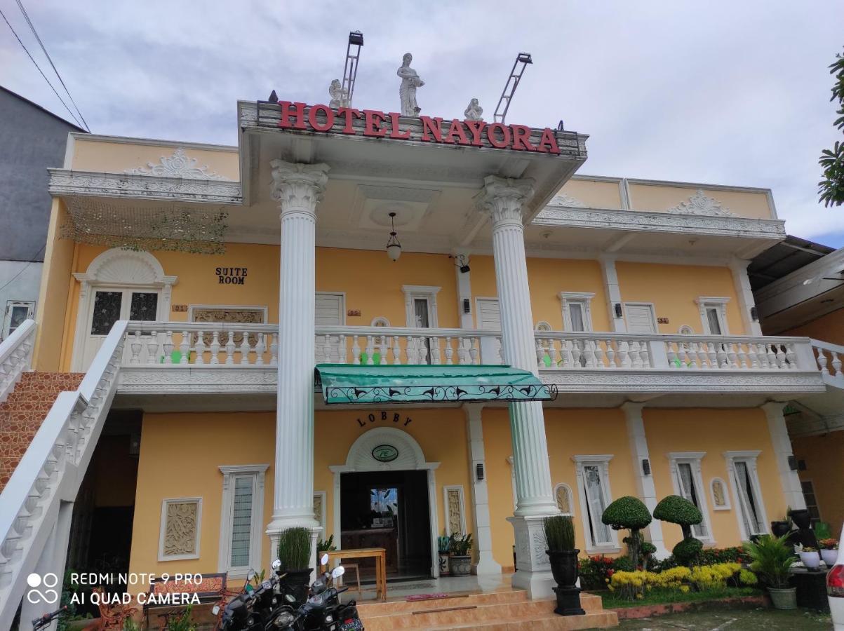 Hotel Nayora Prabumulih Perabumulih Экстерьер фото